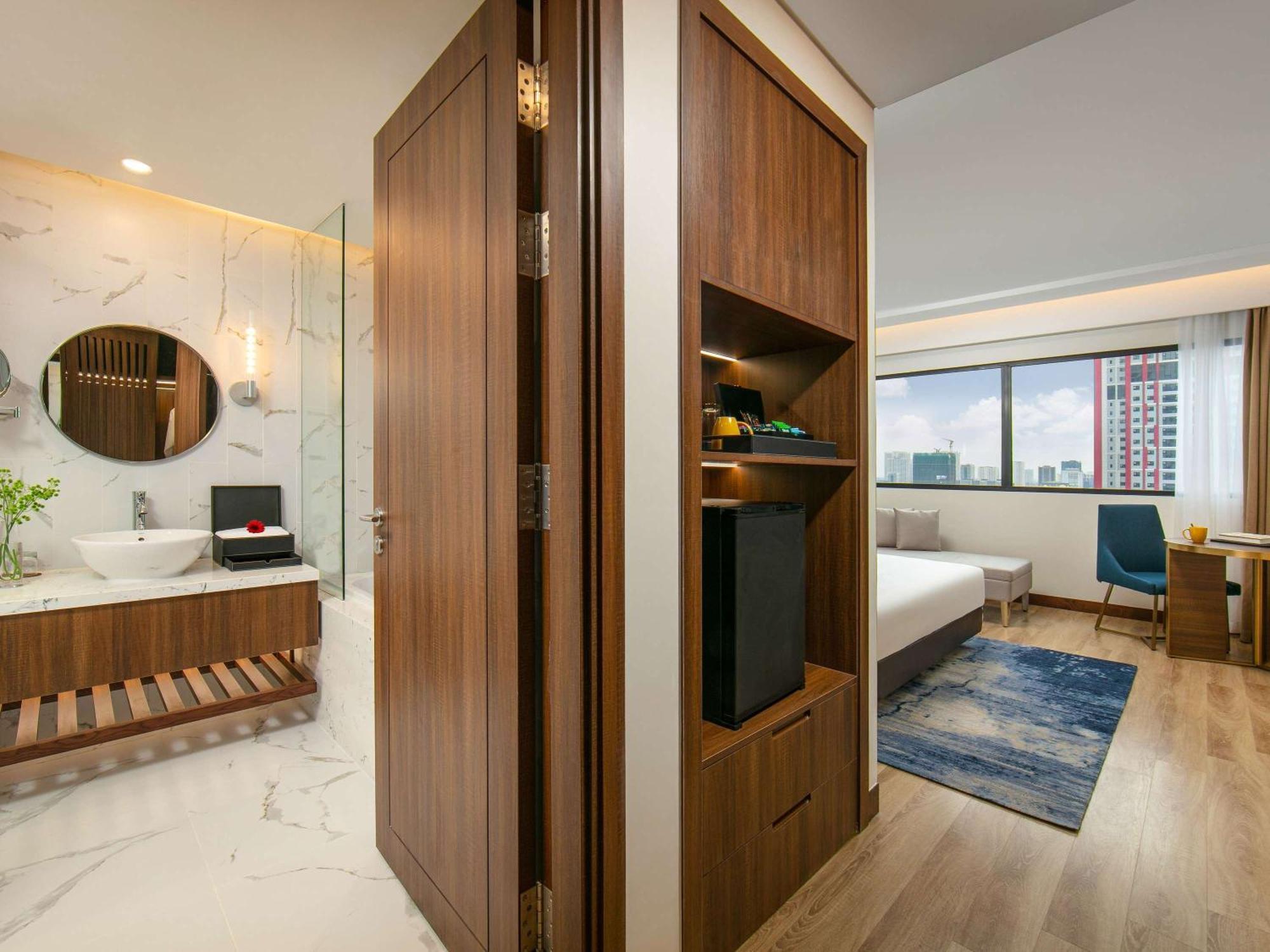 Moevenpick Living West 河内 外观 照片