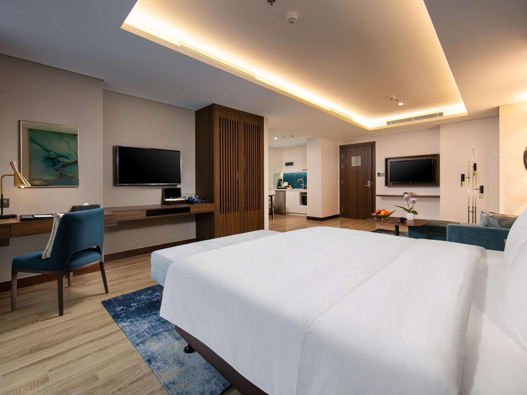 Moevenpick Living West 河内 外观 照片